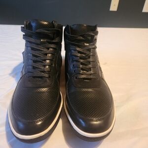 Kenneth Cole black high top sneakers size 10